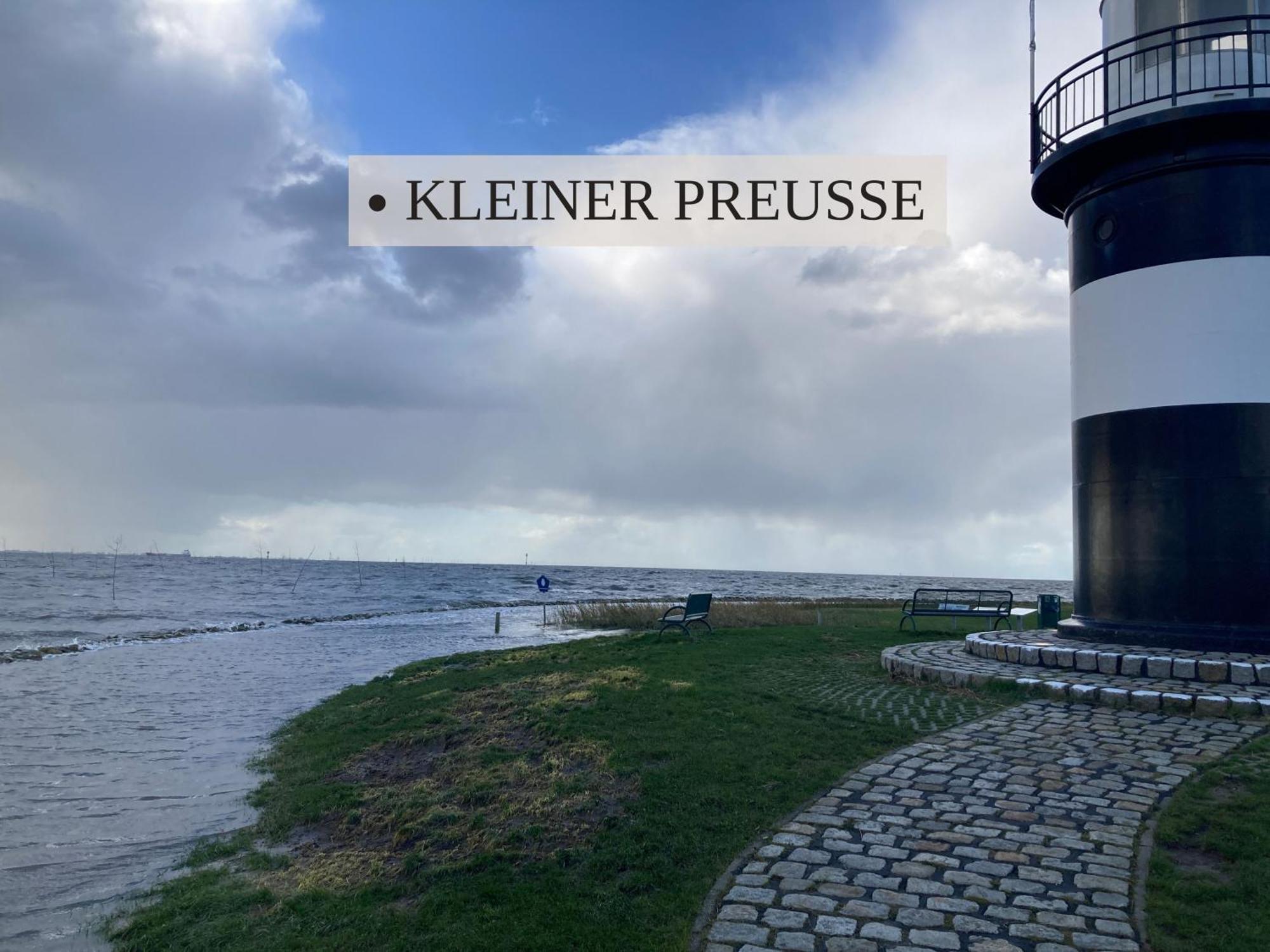 Haus Krabbe, Apartment 10, Naehe Bremerhaven, Fuer 1-2 Personen, 2 Schlafzimmer, Einzelbetten, Zweite Etage, Zentral Gelegen, Bis Zu 2 Hunden Kostenfrei Willkommen Wremen Dış mekan fotoğraf